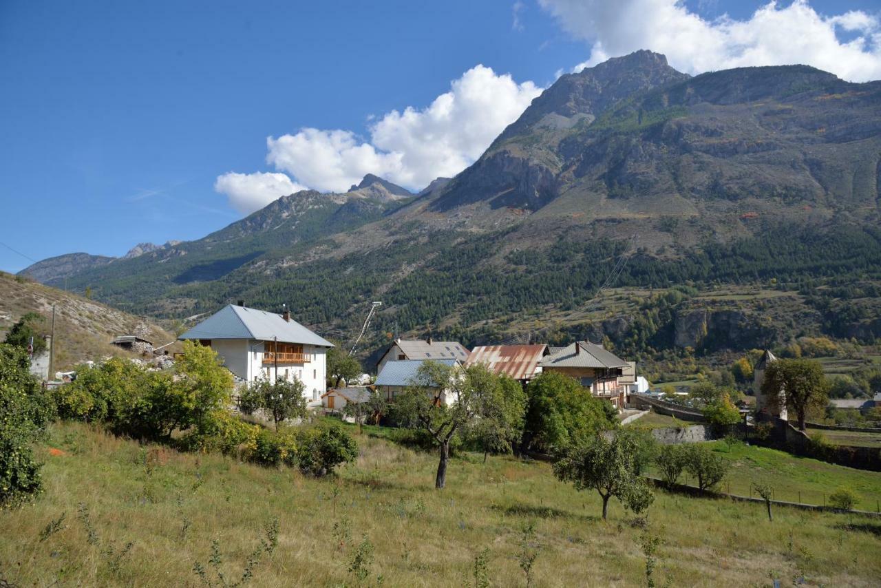 La Maison Abeil เอลาร์จองทิเอร์-ลา-เบสซี ภายนอก รูปภาพ